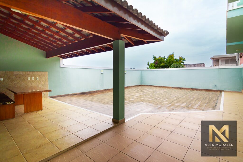 Casa à venda em Condomínio de Louveira, com 4 dormitórios sendo 2 suítes e toda mobiliada