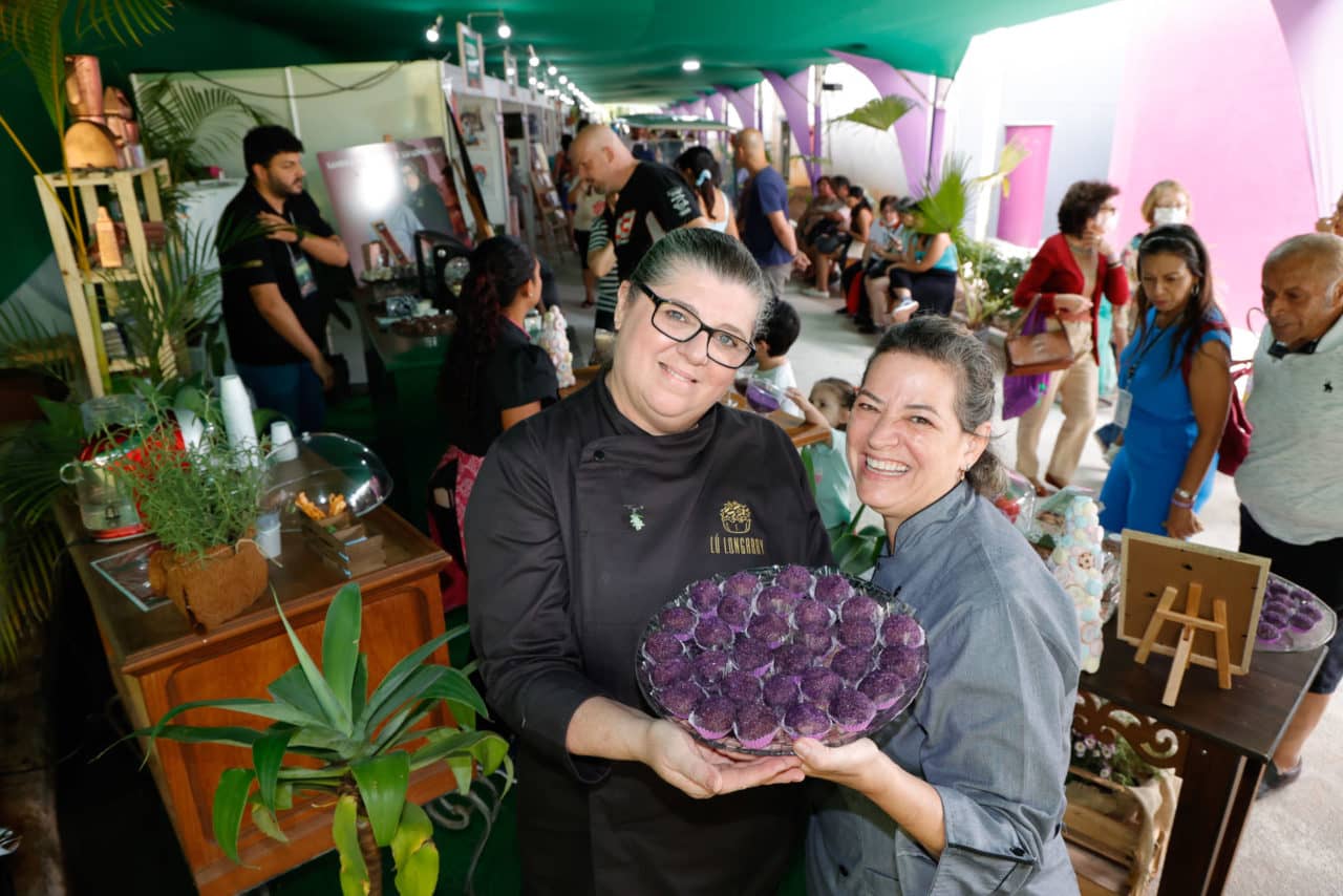 Brigadeiro de vinho, coxinha de uva e outras delícias encantam paladares na Festa da Uva de Jundiaí