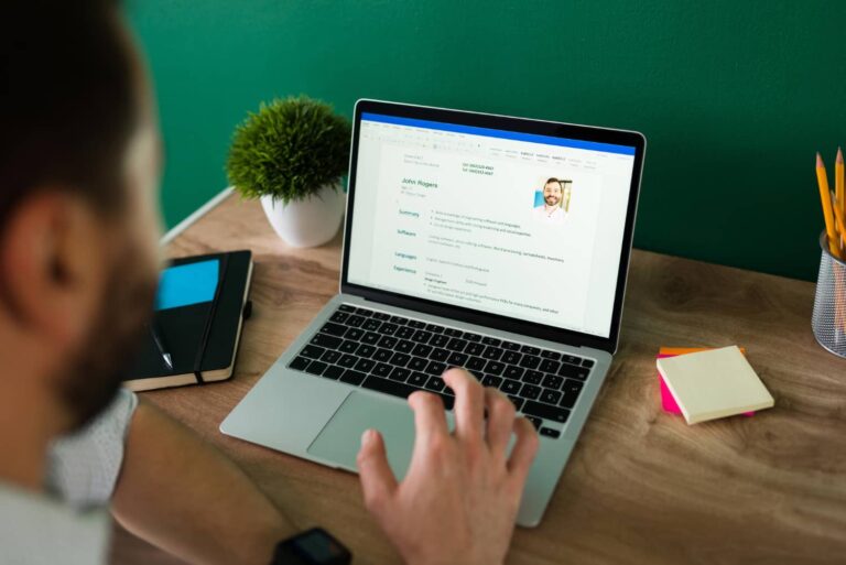 Estudantes com interesse em estágio podem enviar currículos para a Prefeitura de Louveira