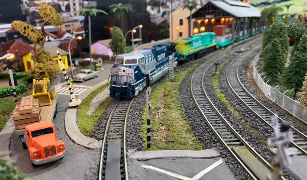 Águas de São Pedro recebe 4º Encontro de Ferreomodelismo