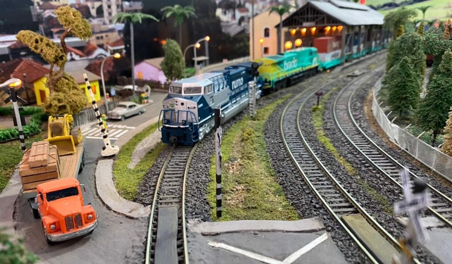 Águas de São Pedro recebe 4º Encontro de Ferreomodelismo