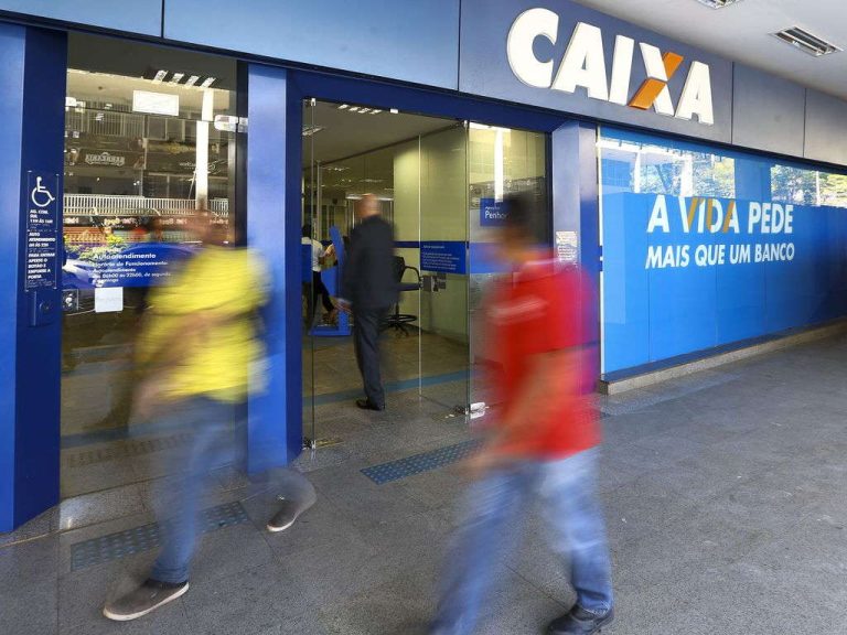 Trabalhador poderá sacar até R$ 1 mil do FGTS em abril de 2022